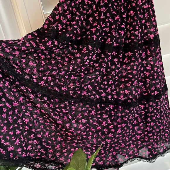 Preloved women’s lingerie / sleepwear - S - Picture 4 of 5